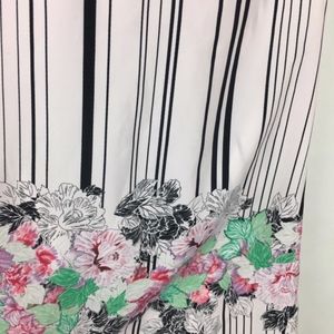 Kenneth Cole Tops - Kenneth Cole Stripe Floral White Blouse Sz Small Kenneth Cole Tops - Kenneth Cole Stripe Floral White Blouse Sz Small